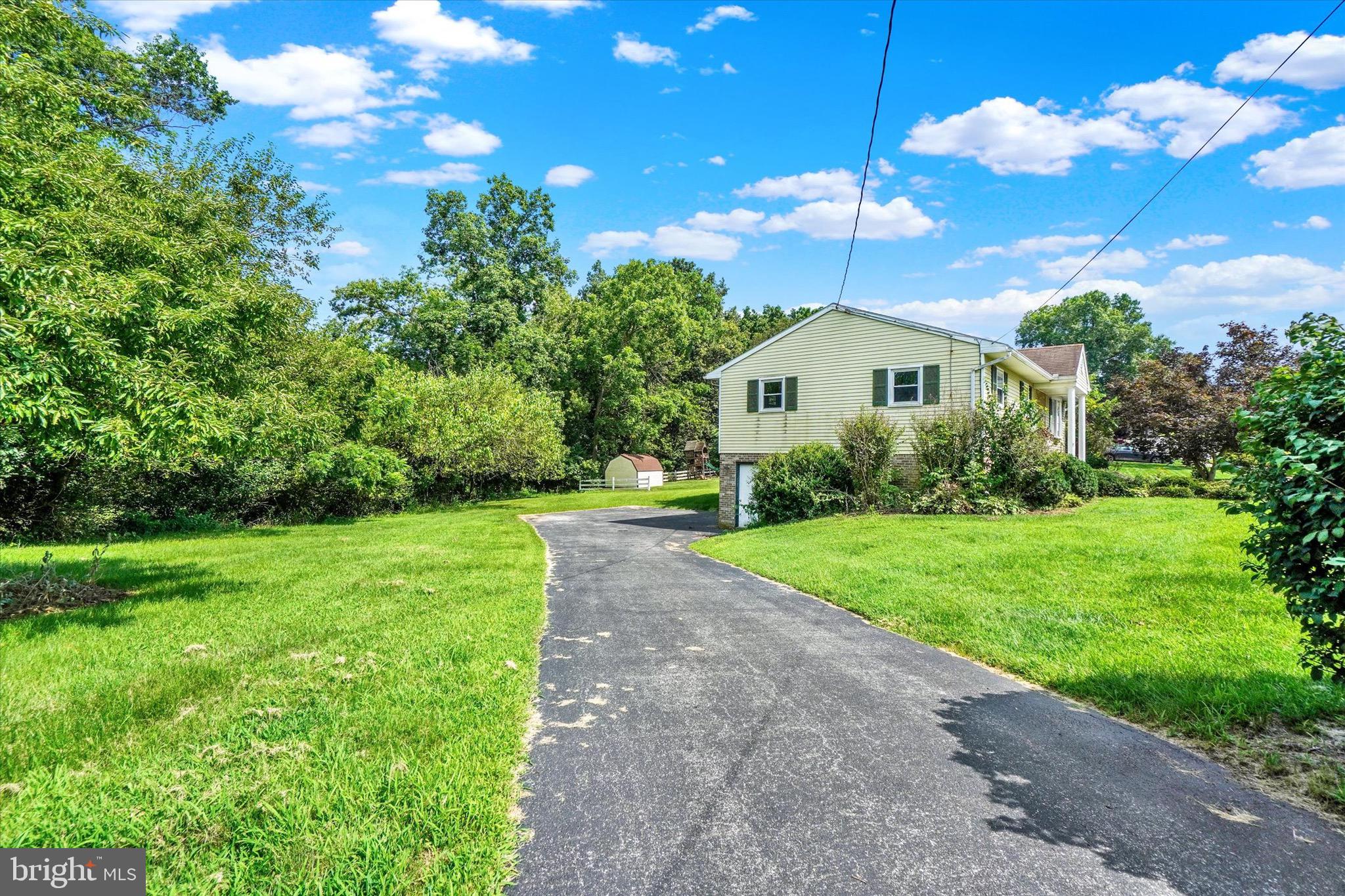 2700 Thornbridge Road East York, PA 17408 - Photo 18 of 18 a view of house with garden