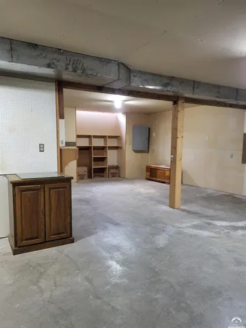 $259,500 | 2728 Chipperfield Road, Lawrence, KS 66047