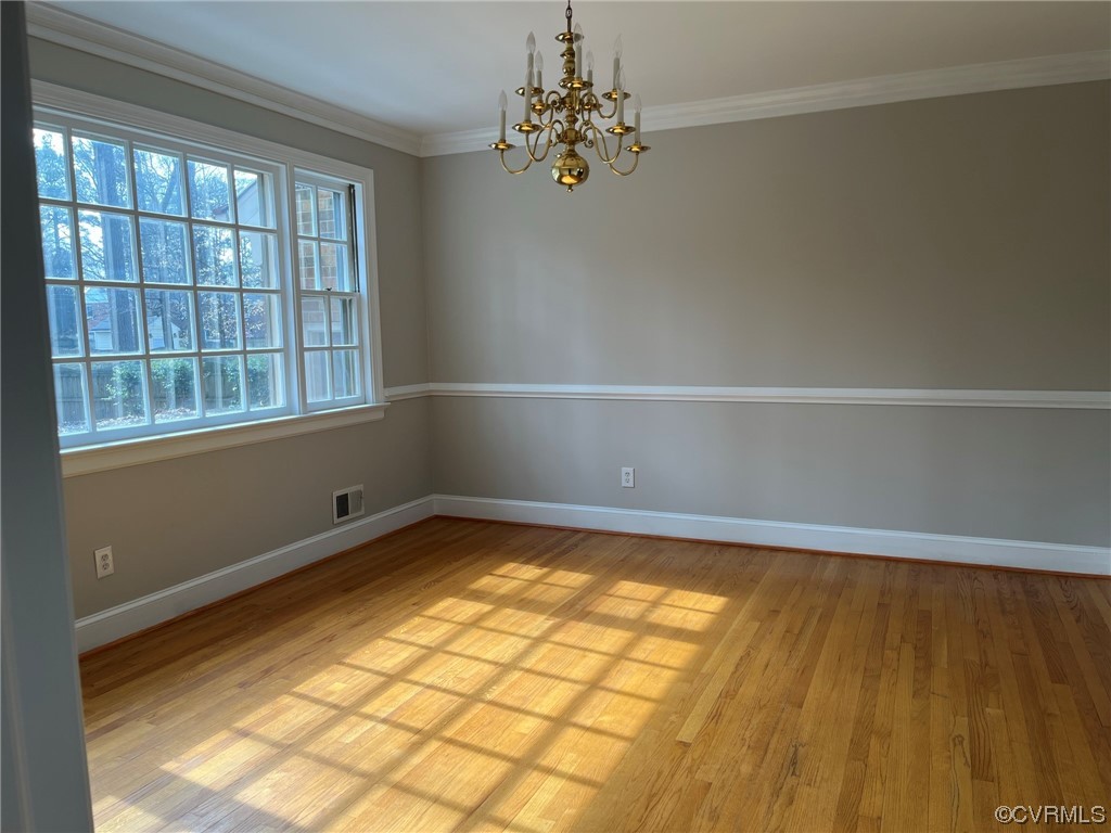 303 Burnwick Road Richmond, VA 23227 - Photo 11 of 19 Dining room