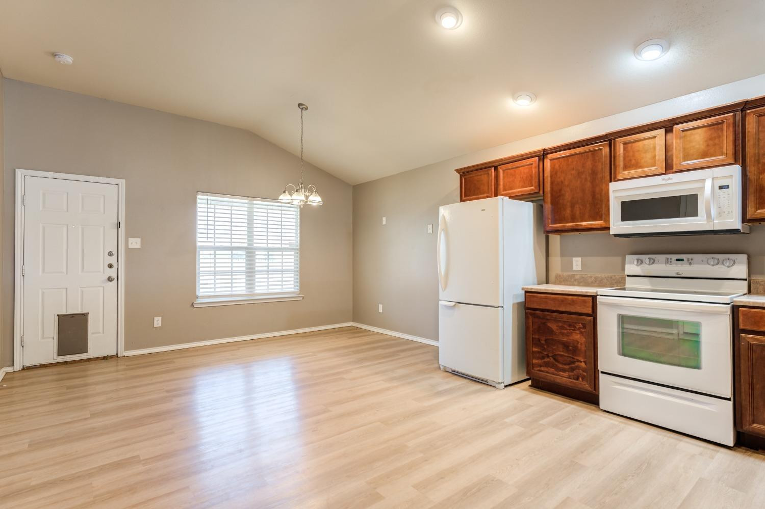 6802 37th Street Lubbock, TX 79407 - Photo 9 of 27 Photo 9