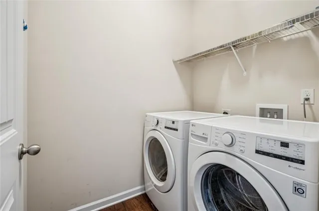 $374,900 | 286 Ivey Hollow Circle, Dawsonville, GA 30534