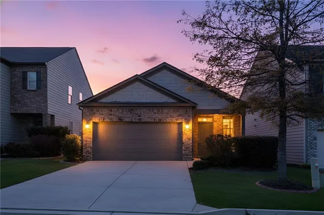 $374,900 | 286 Ivey Hollow Circle, Dawsonville, GA 30534