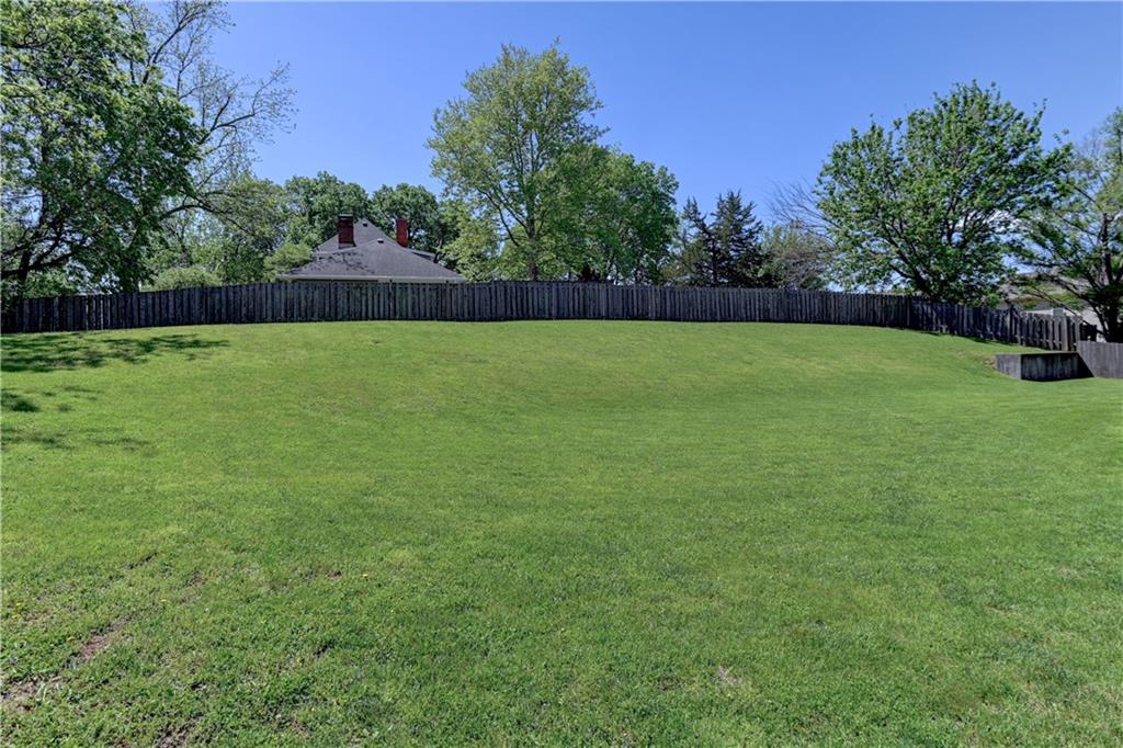 4523 Edgehill Street Leavenworth, KS 66048 - Photo 41 of 50