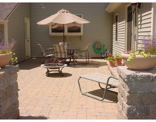 35 Burbank Road Longmeadow, MA 01106 - Photo 24 of 25 Gallery Image 24