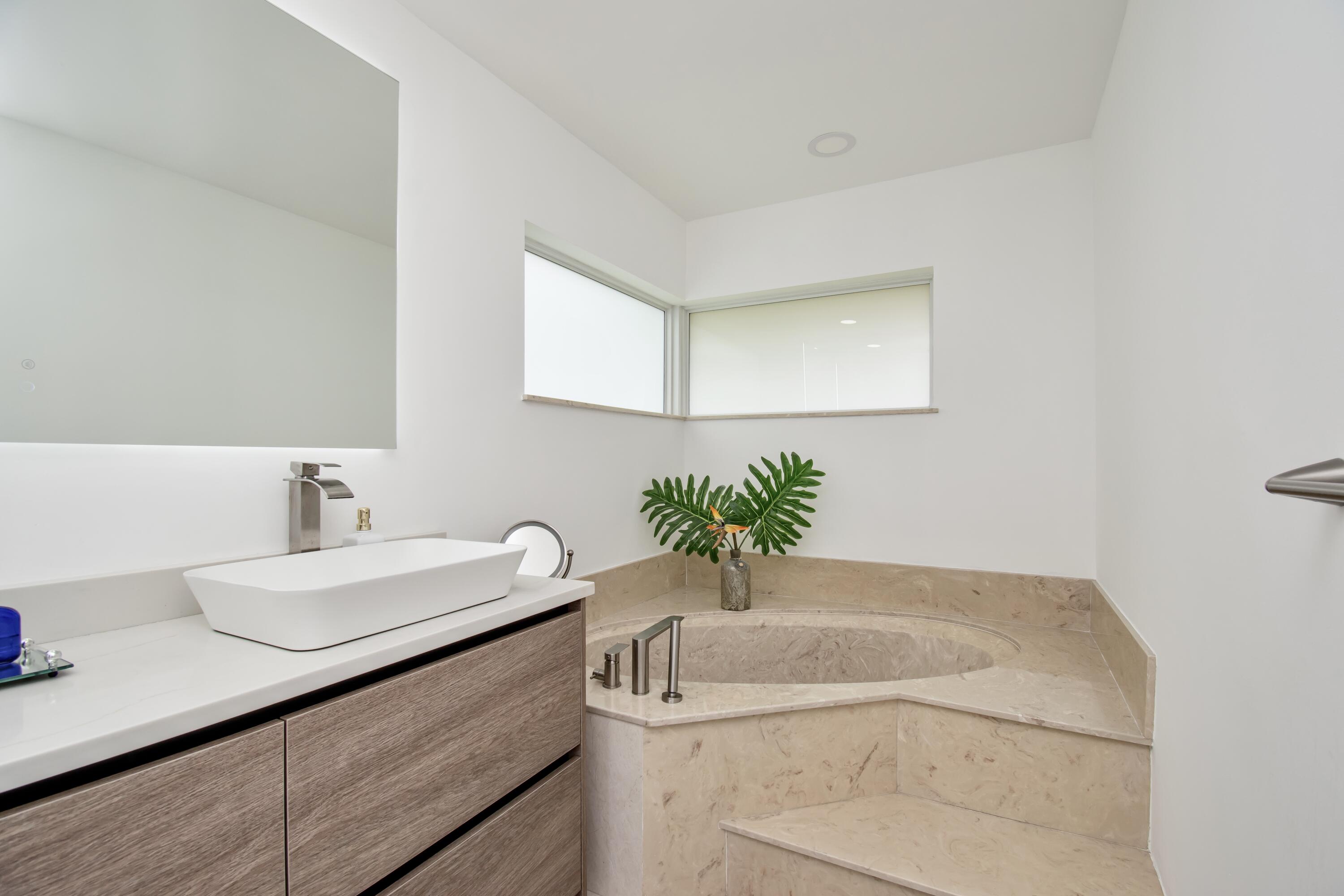 3961 Northwest 27th Avenue Boca Raton, FL 33434 - Photo 29 of 56 59824475-8196-4627-8A2A-C60A7C66311C