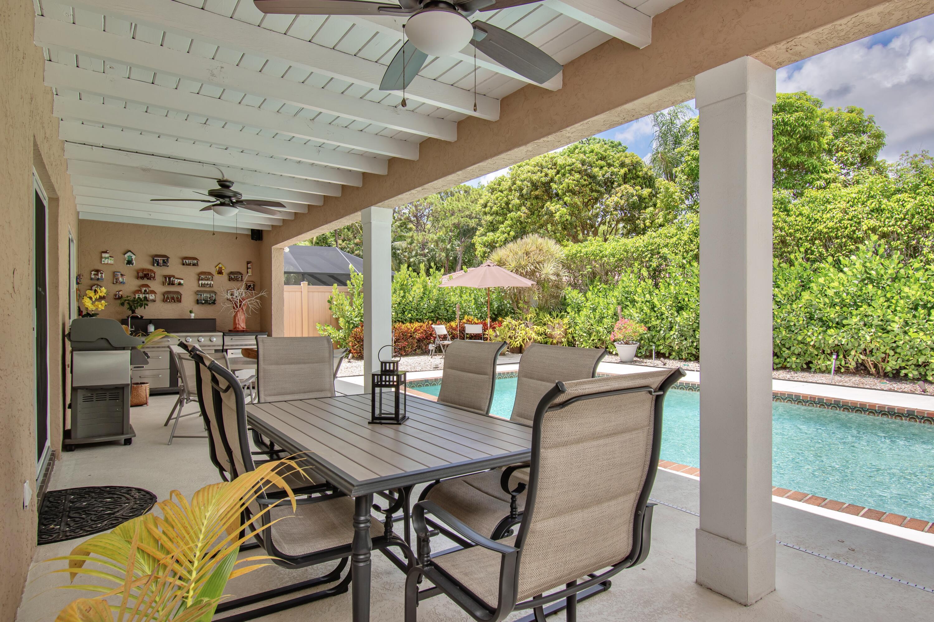 3961 Northwest 27th Avenue Boca Raton, FL 33434 - Photo 50 of 56 01AD2D4F-F3D9-4B85-BA07-4634E841709E
