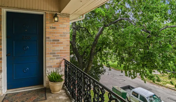 $329,000 | 3309 Grooms Street, Unit 208, Austin, TX 78705