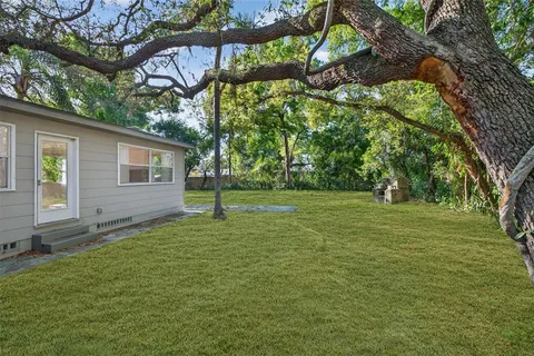 a view of a yard