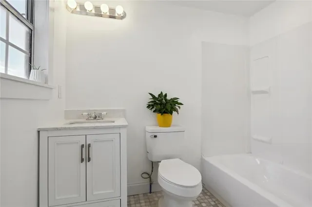 $1,450 | Undisclosed Address, New Orleans, LA 70126