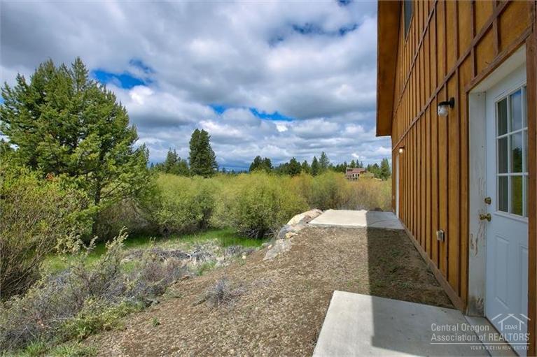 54825 Huntington Road Bend, OR 97707 - Photo 15 of 25 Additional Photo