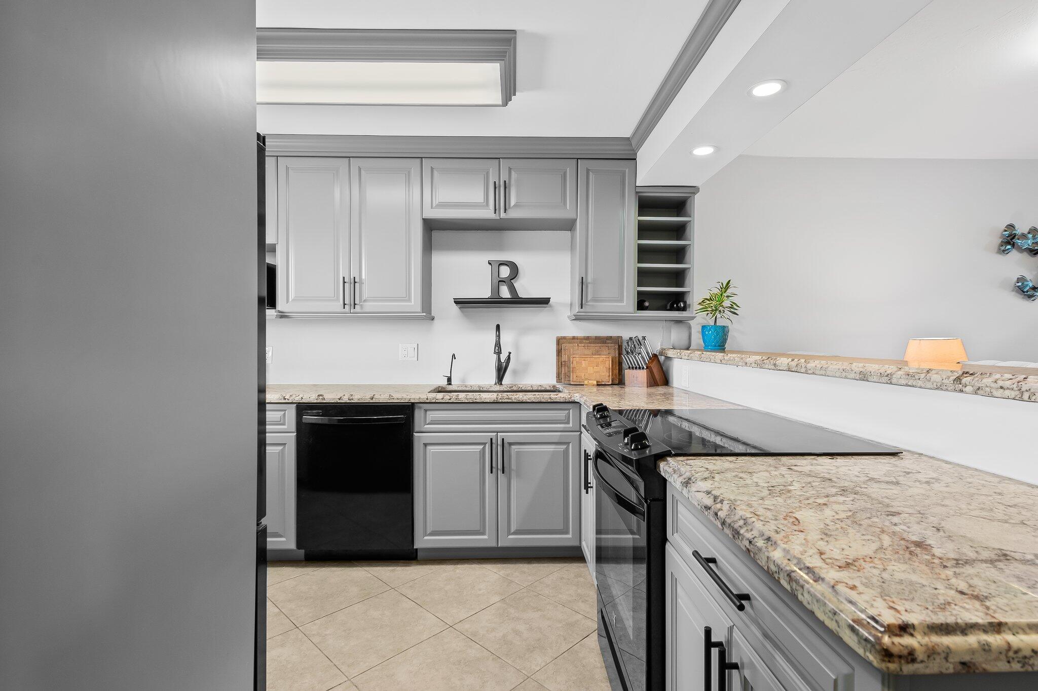 5961 Northwest 2nd Avenue, Unit 409 Boca Raton, FL 33487 - Photo 3 of 25 Kitchen