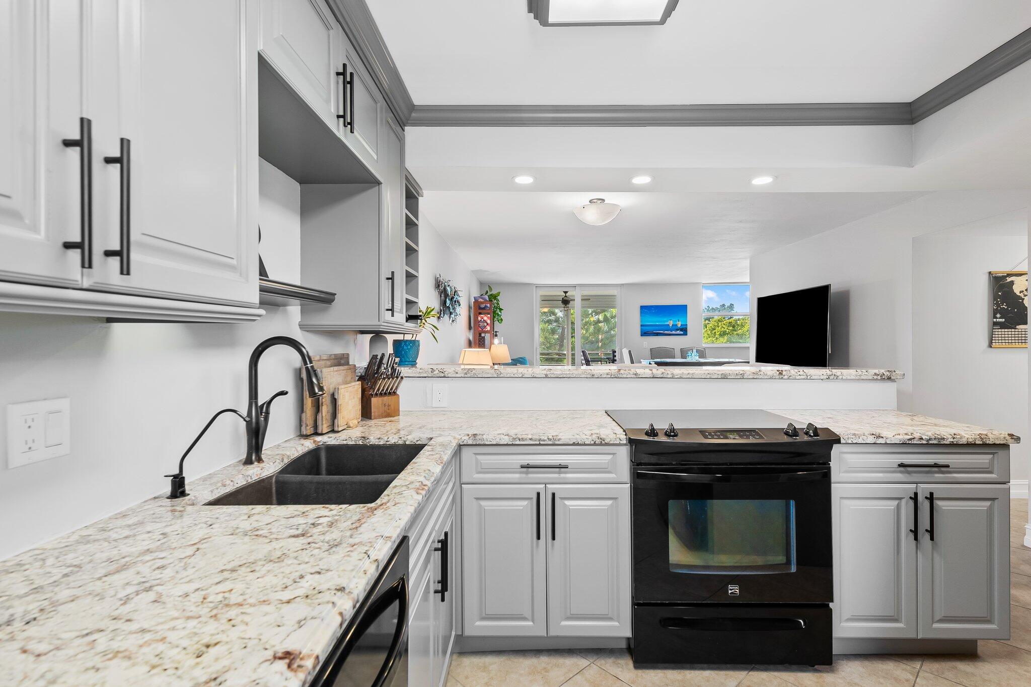 5961 Northwest 2nd Avenue, Unit 409 Boca Raton, FL 33487 - Photo 6 of 25 Kitchen