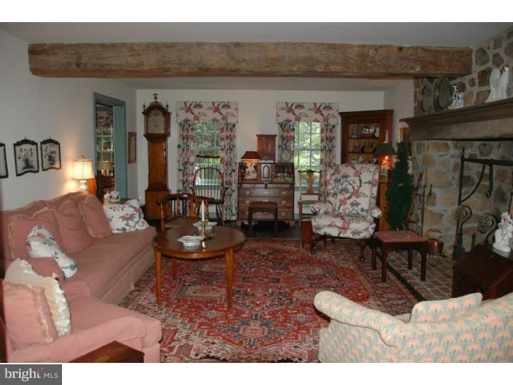 421 Church Road Devon, PA 19333 - Photo 10 of 24 Living Room