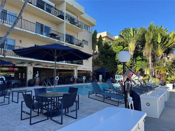 $2,500 | 2600 Northeast 135th Street, Unit 4JA, North Miami, FL 33181