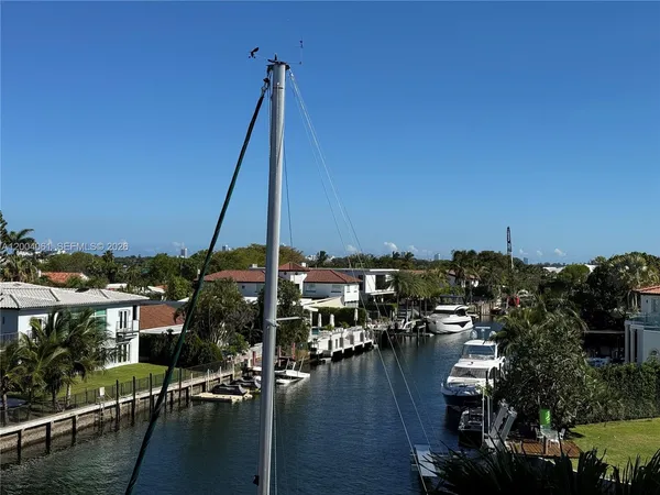 $2,500 | 2600 Northeast 135th Street, Unit 4JA, North Miami, FL 33181