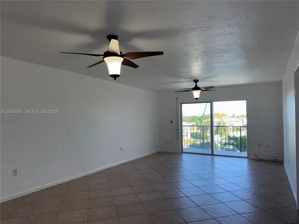 $2,500 | 2600 Northeast 135th Street, Unit 4JA, North Miami, FL 33181