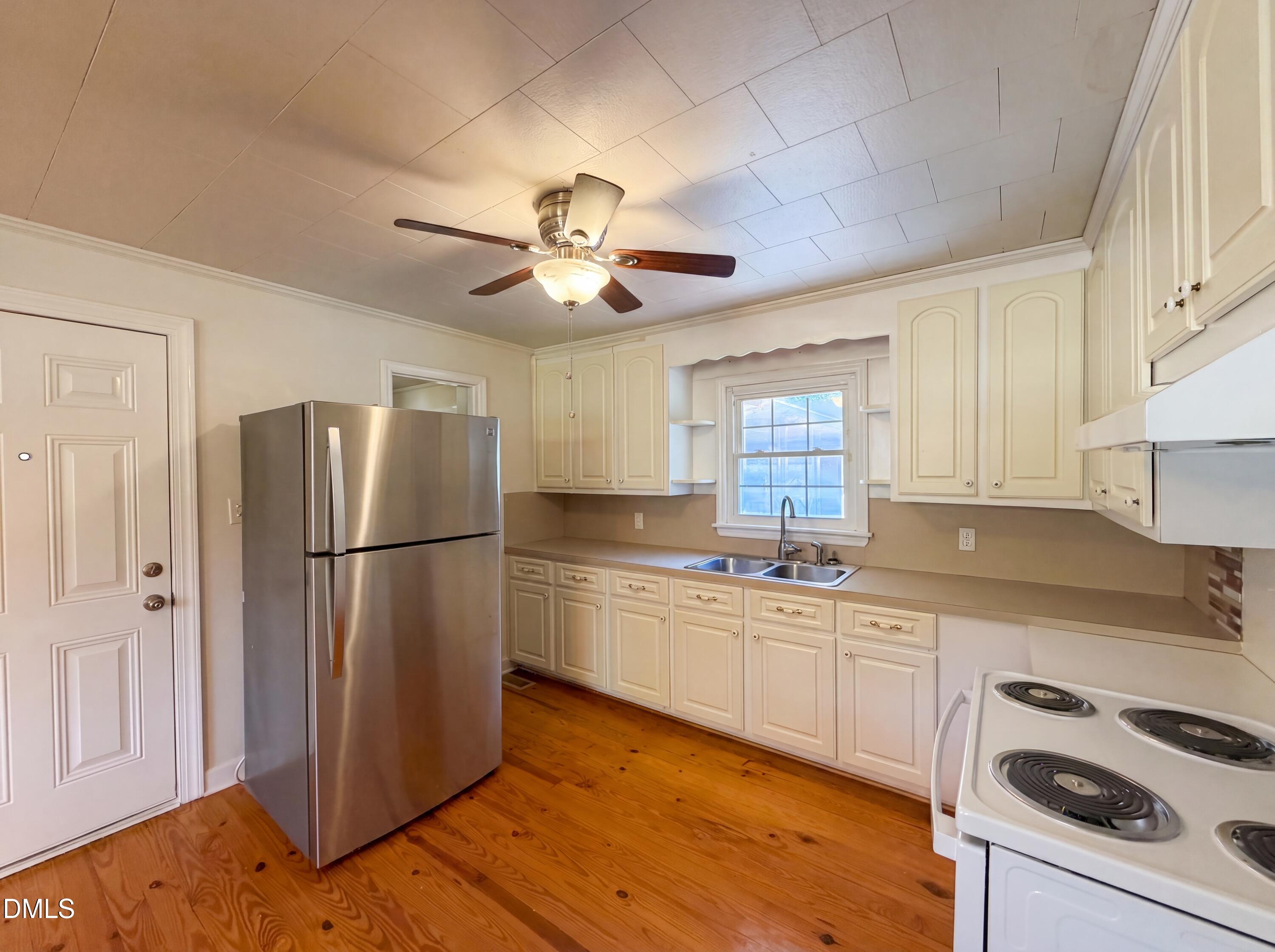 300 7th Street Butner, NC 27509 - Photo 5 of 15