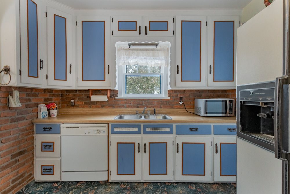 2124 Spring Arbor Road Jackson, MI 49203 - Photo 11 of 46 Photo 11