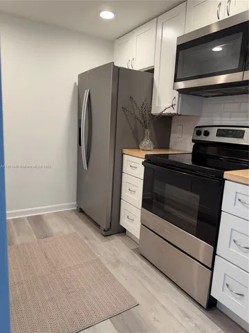 $1,650 | 801 Southwest 133rd Terrace, Unit 310K, Pembroke Pines, FL 33027