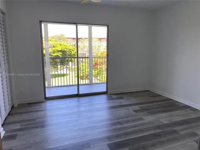 $1,650 | 801 Southwest 133rd Terrace, Unit 310K, Pembroke Pines, FL 33027