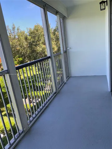 $1,650 | 801 Southwest 133rd Terrace, Unit 310K, Pembroke Pines, FL 33027