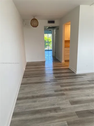 $1,650 | 801 Southwest 133rd Terrace, Unit 310K, Pembroke Pines, FL 33027