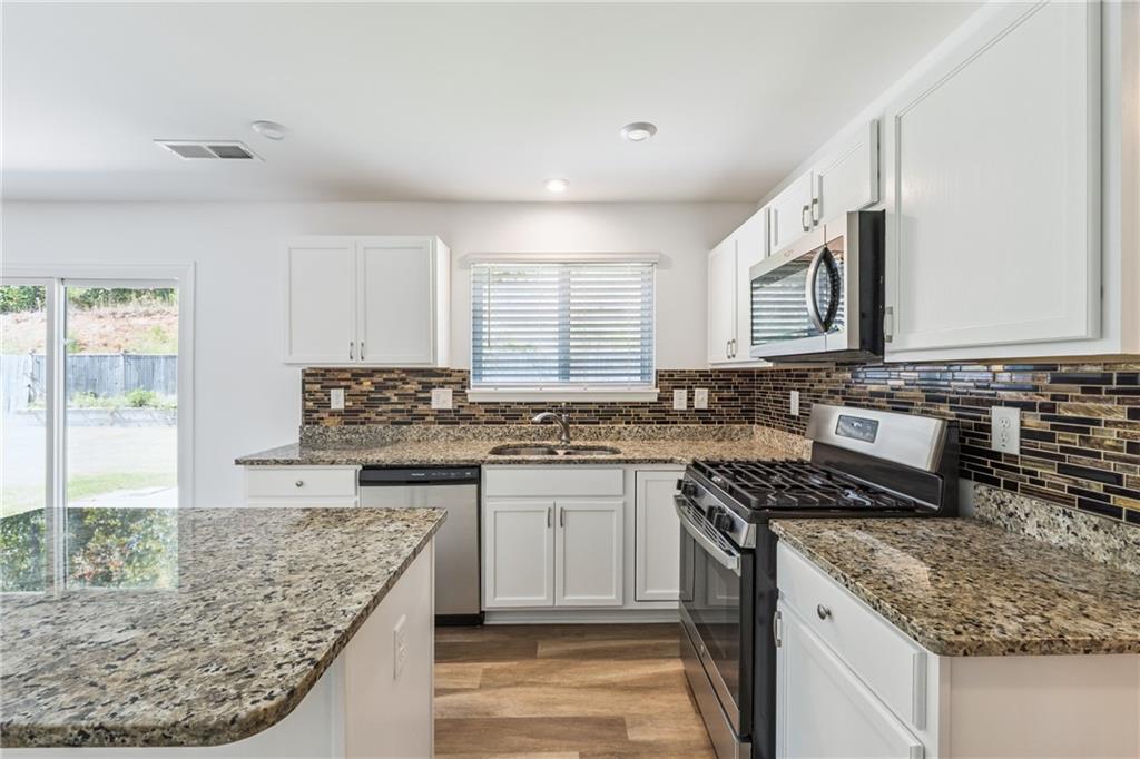 236 Augusta Walk Canton, GA 30114 - Photo 3 of 42