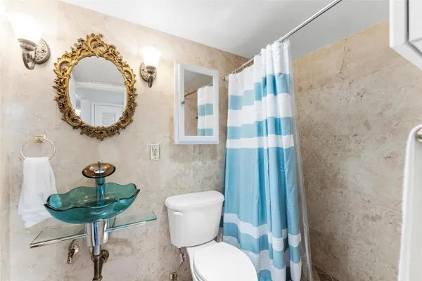 $175,000 | 4502 North Federal Highway, Unit 225C, Lighthouse Point, FL 33064