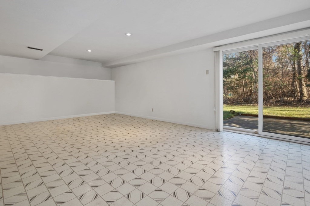 1 Hammersmith Drive Saugus, MA 01906 - Photo 22 of 39 a view of empty room with floor to ceiling window