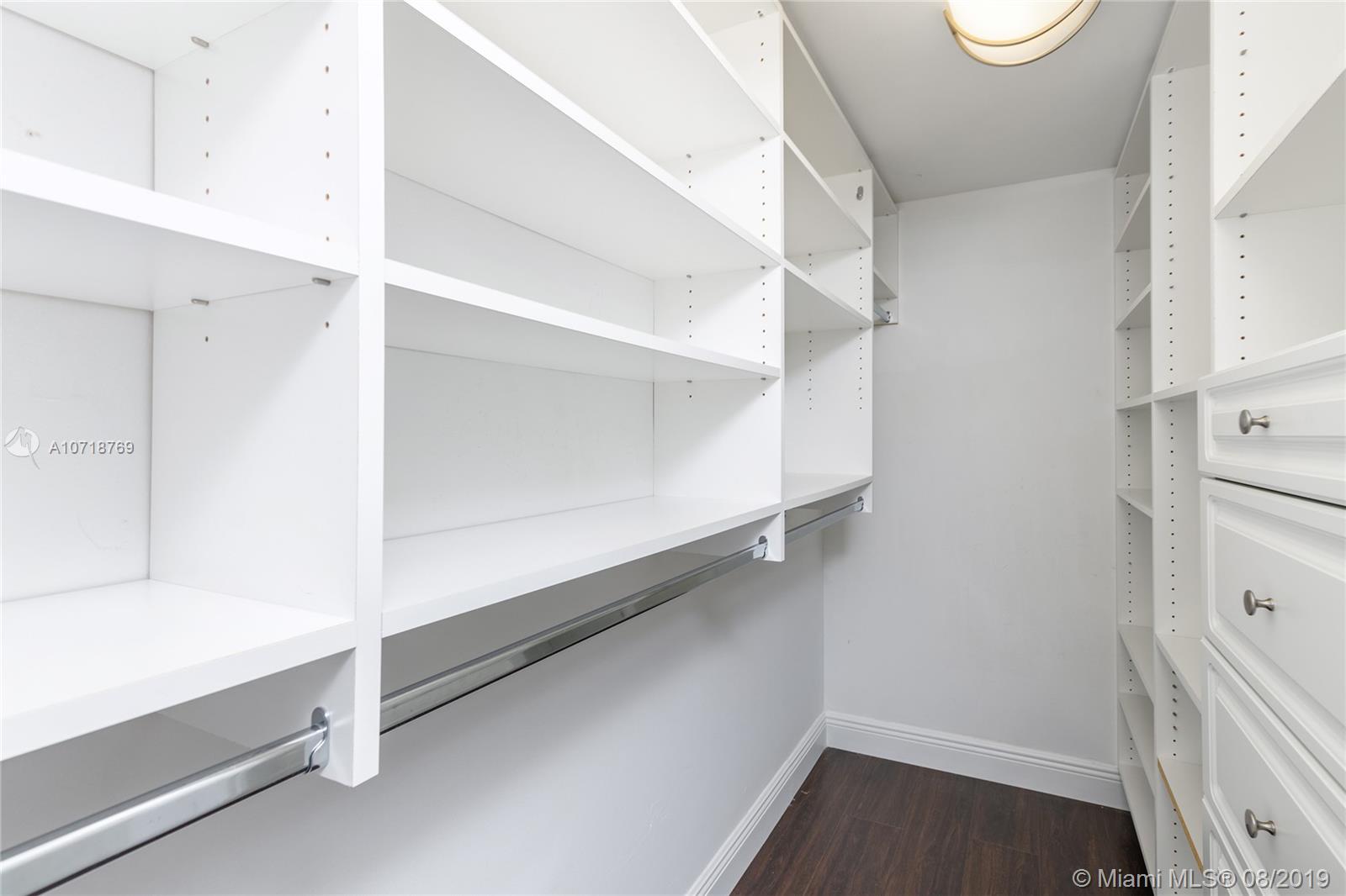 1541 Brickell Avenue, Unit C1008 Miami, FL 33129 - Photo 13 of 48