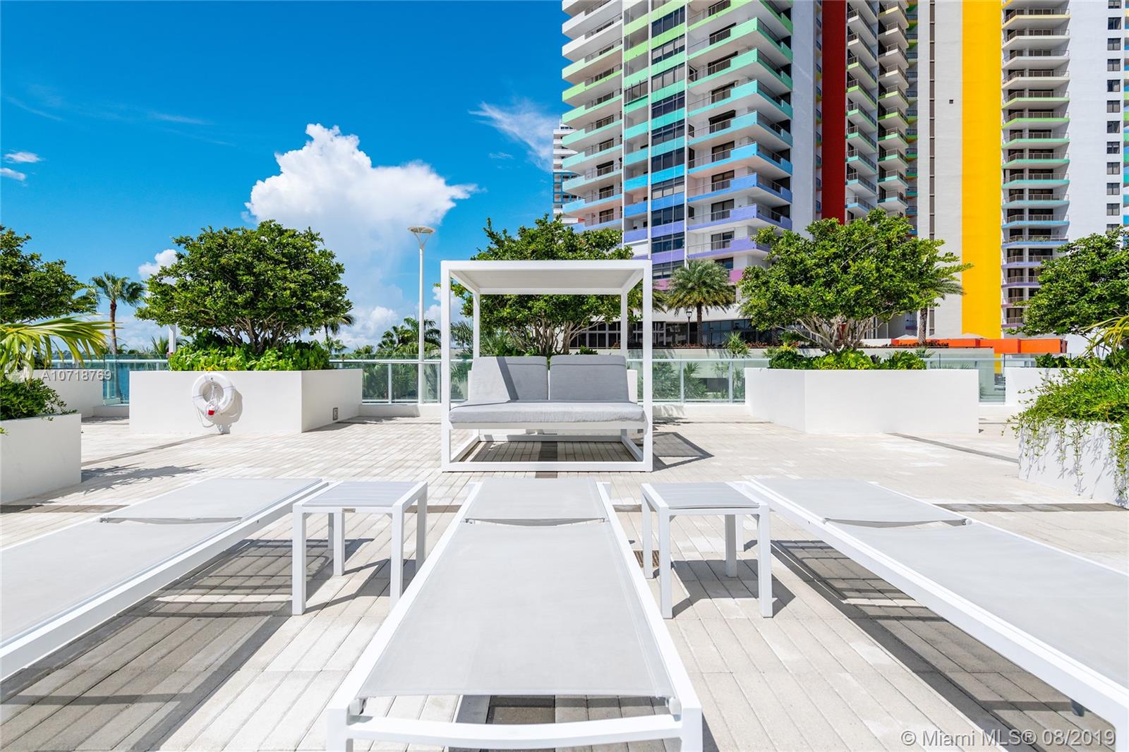1541 Brickell Avenue, Unit C1008 Miami, FL 33129 - Photo 23 of 48