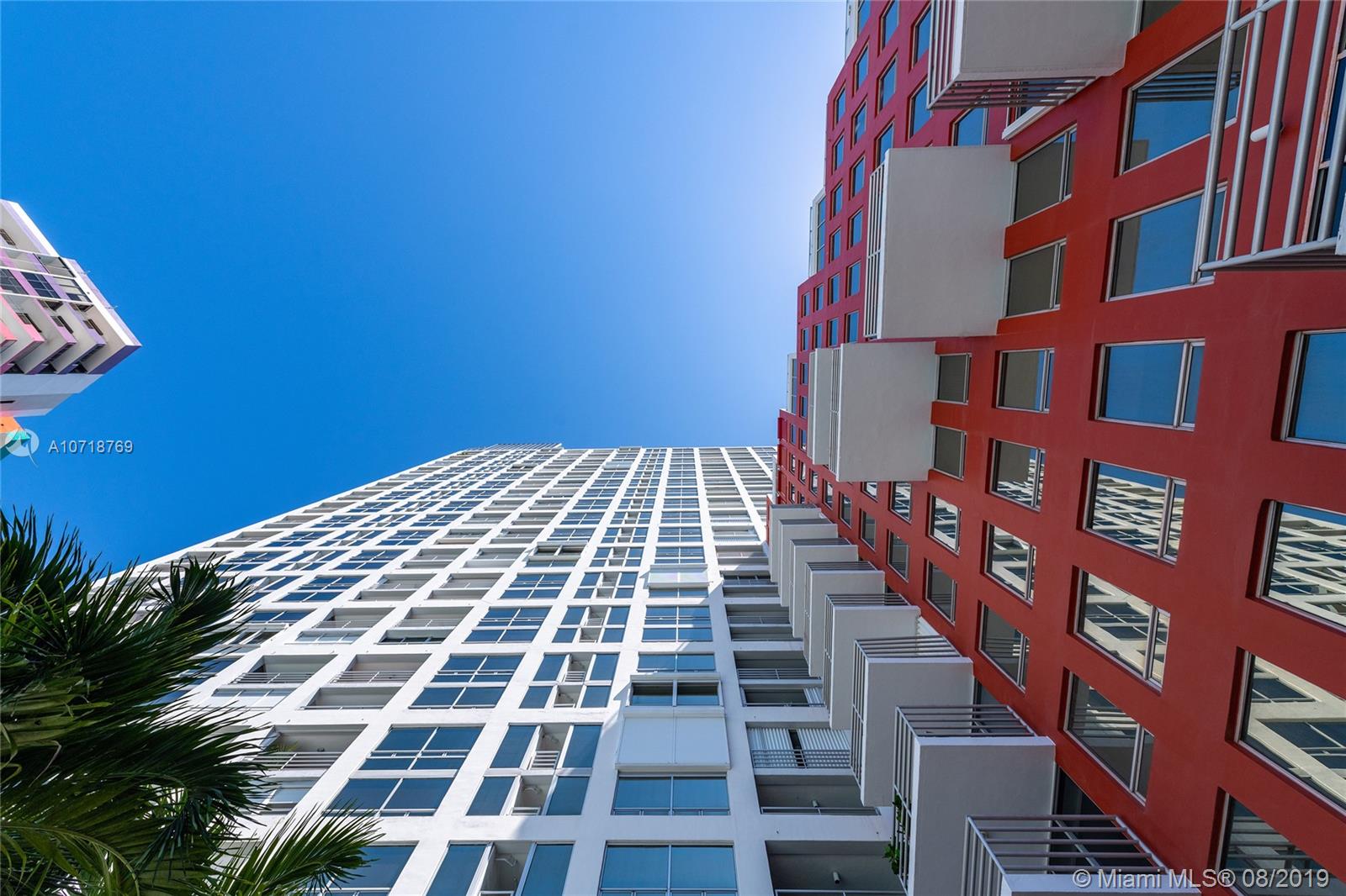 1541 Brickell Avenue, Unit C1008 Miami, FL 33129 - Photo 32 of 48