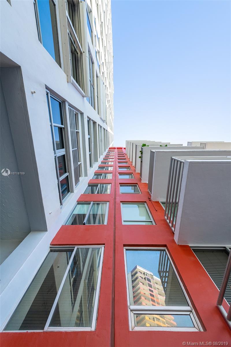 1541 Brickell Avenue, Unit C1008 Miami, FL 33129 - Photo 33 of 48