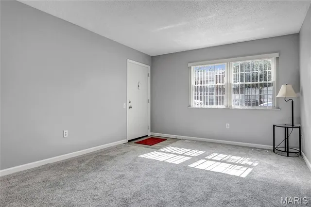 $99,000 | 3137 Roger Williams Drive, Unit C, Bridgeton, MO 63044