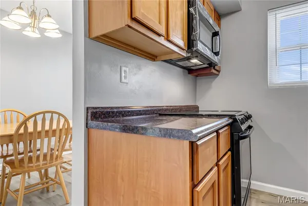 $96,000 | 3137 Roger Williams Drive, Unit C, Bridgeton, MO 63044