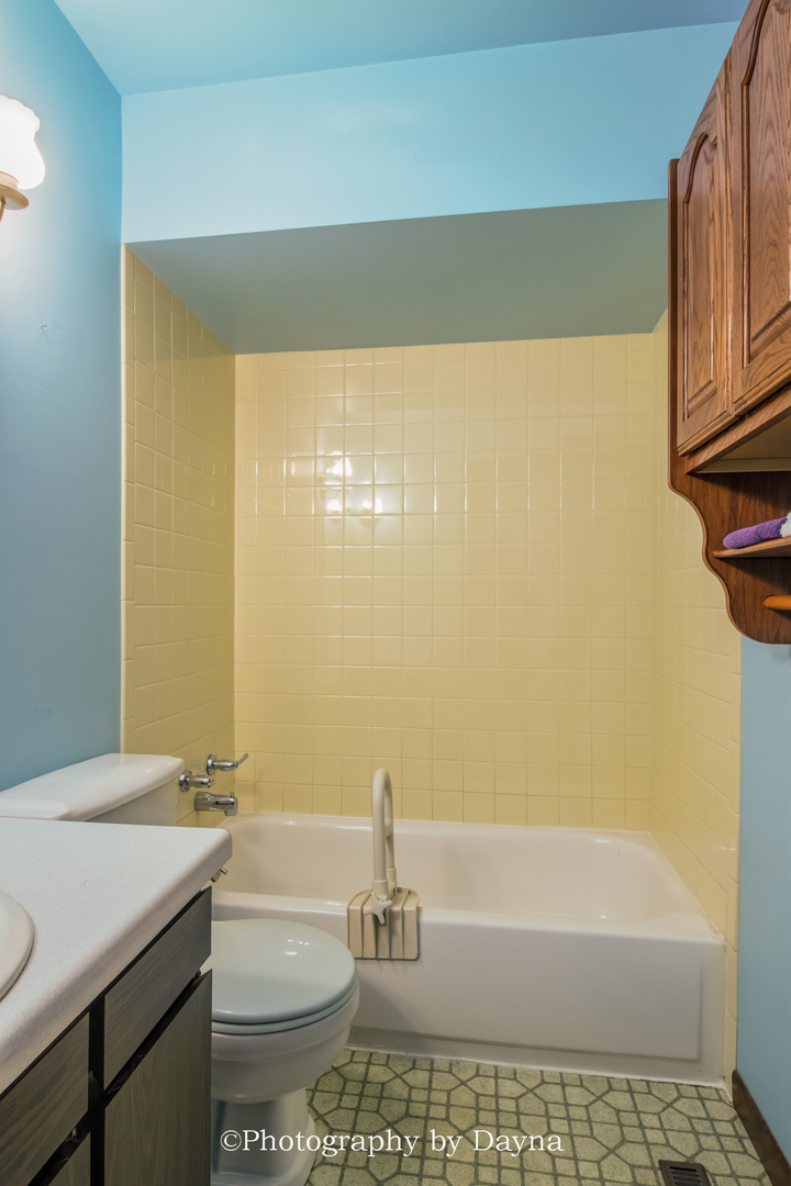 7302 East 3500S Road St. Anne, IL 60964 - Photo 17 of 26