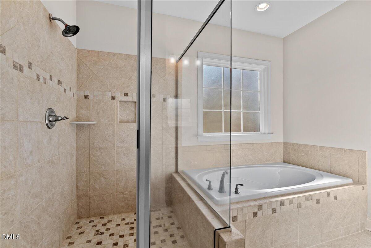 4821 Sweet Chestnut Lane Raleigh, NC 27610 - Photo 18 of 46 32-DSC01676