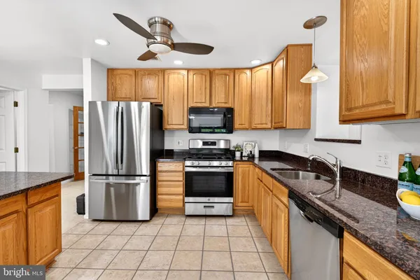 $685,000 | 9 Maple Avenue, Baltimore, MD 21228