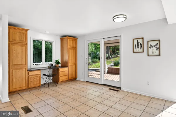 $685,000 | 9 Maple Avenue, Baltimore, MD 21228