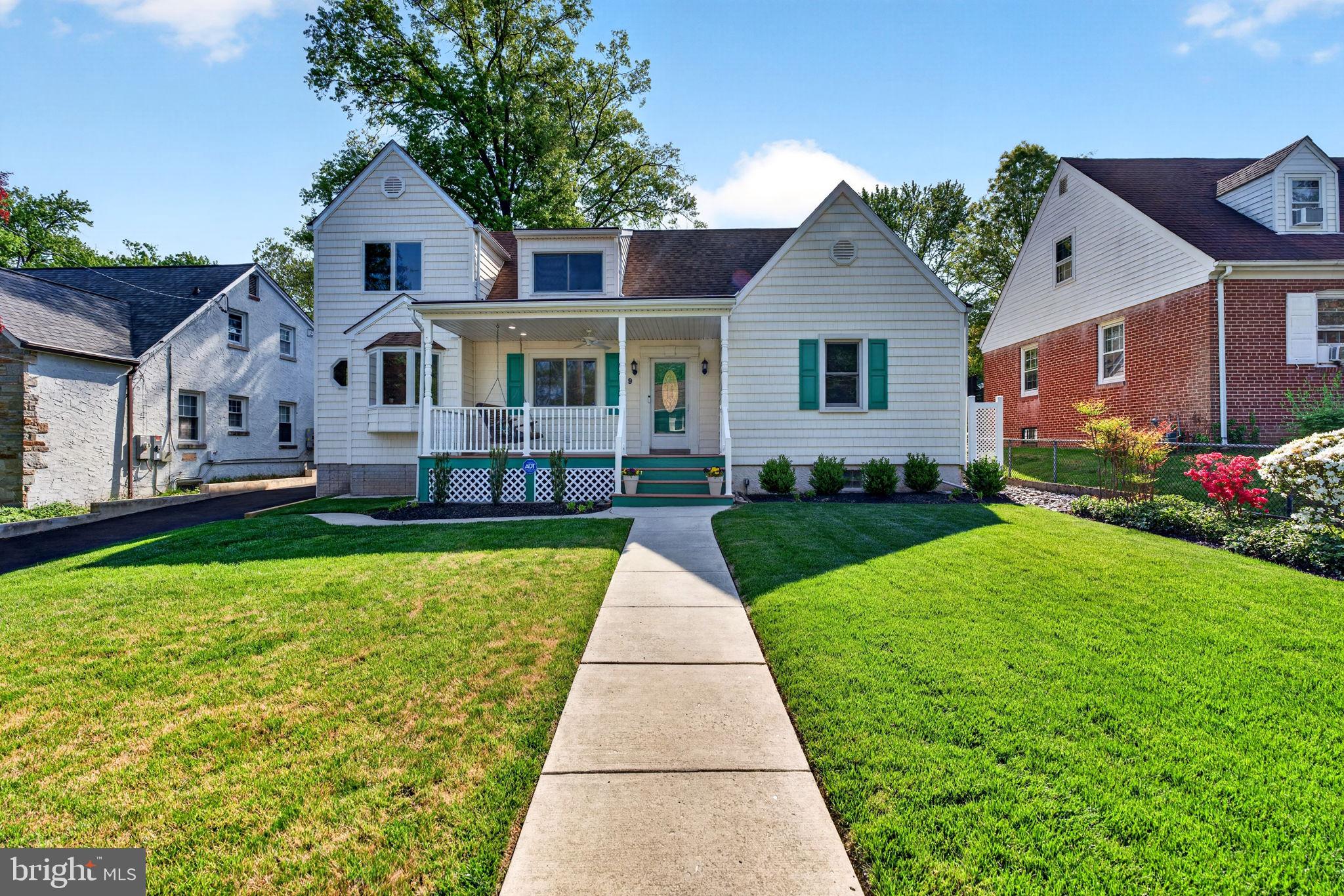 9 Maple Avenue Baltimore, MD 21228 - Photo 2 of 112