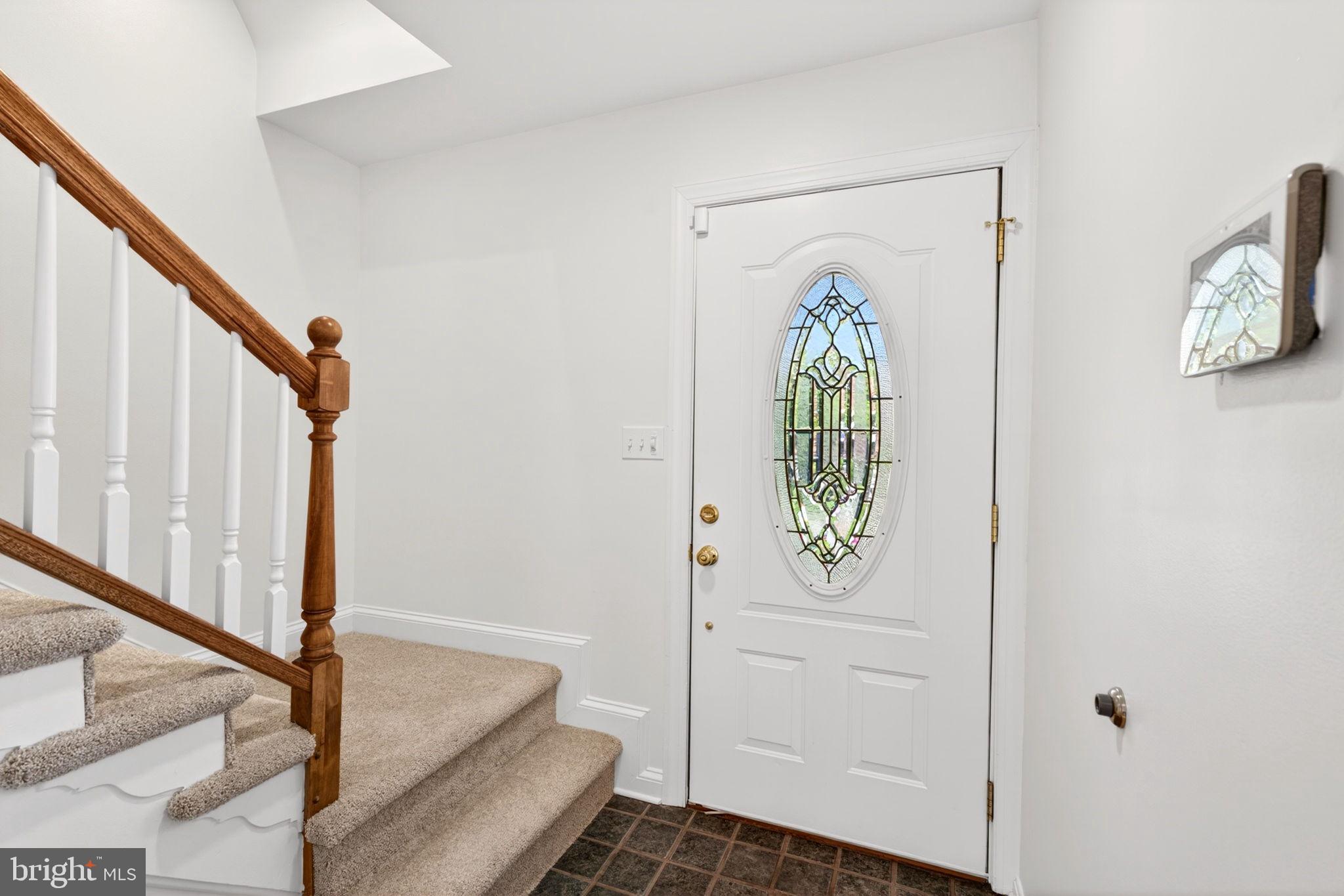 9 Maple Avenue Baltimore, MD 21228 - Photo 4 of 112