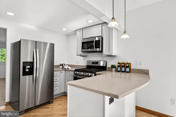 $685,000 | 9 Maple Avenue, Baltimore, MD 21228