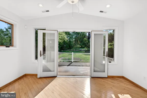 $685,000 | 9 Maple Avenue, Baltimore, MD 21228