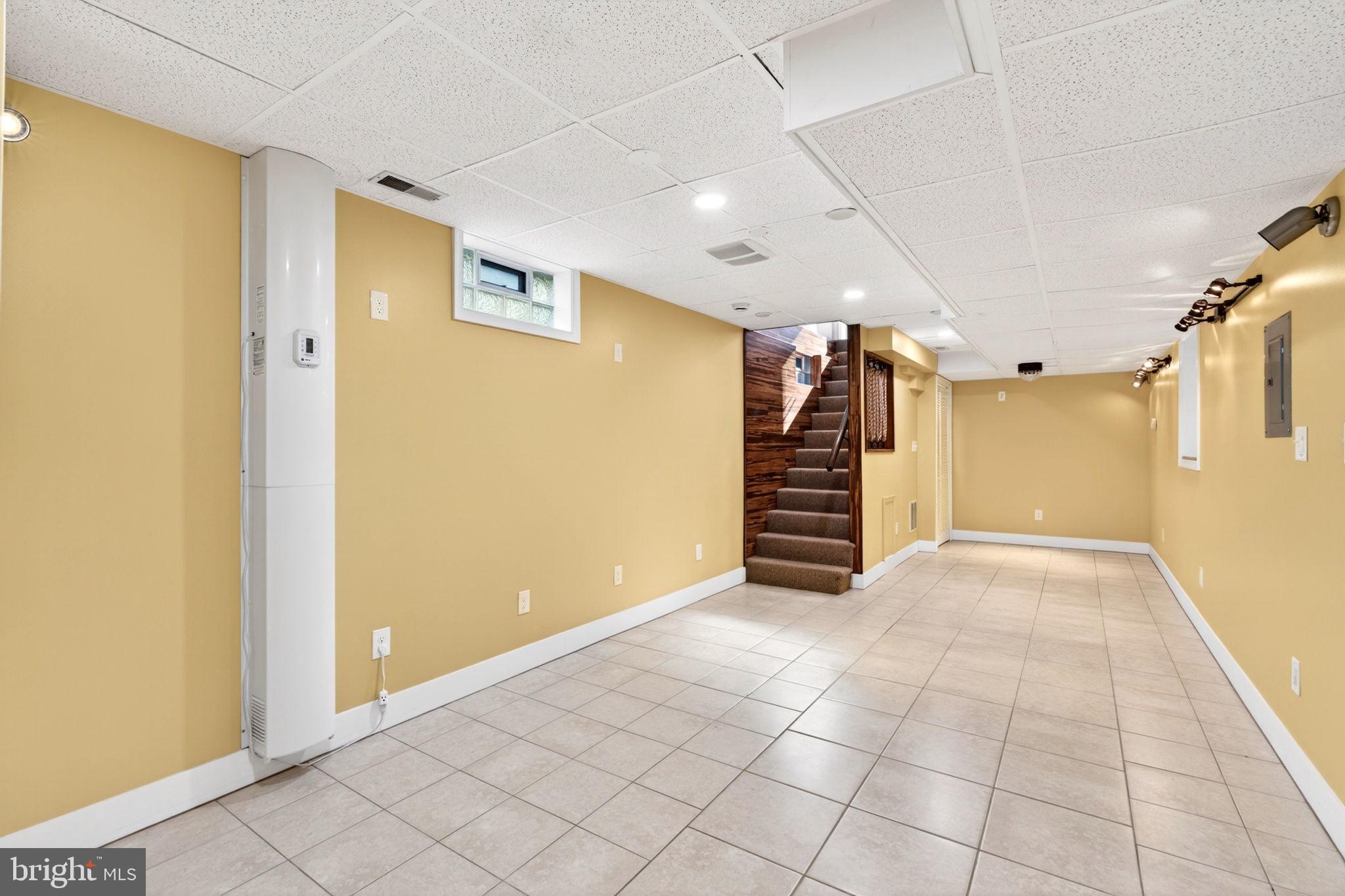9 Maple Avenue Baltimore, MD 21228 - Photo 63 of 112