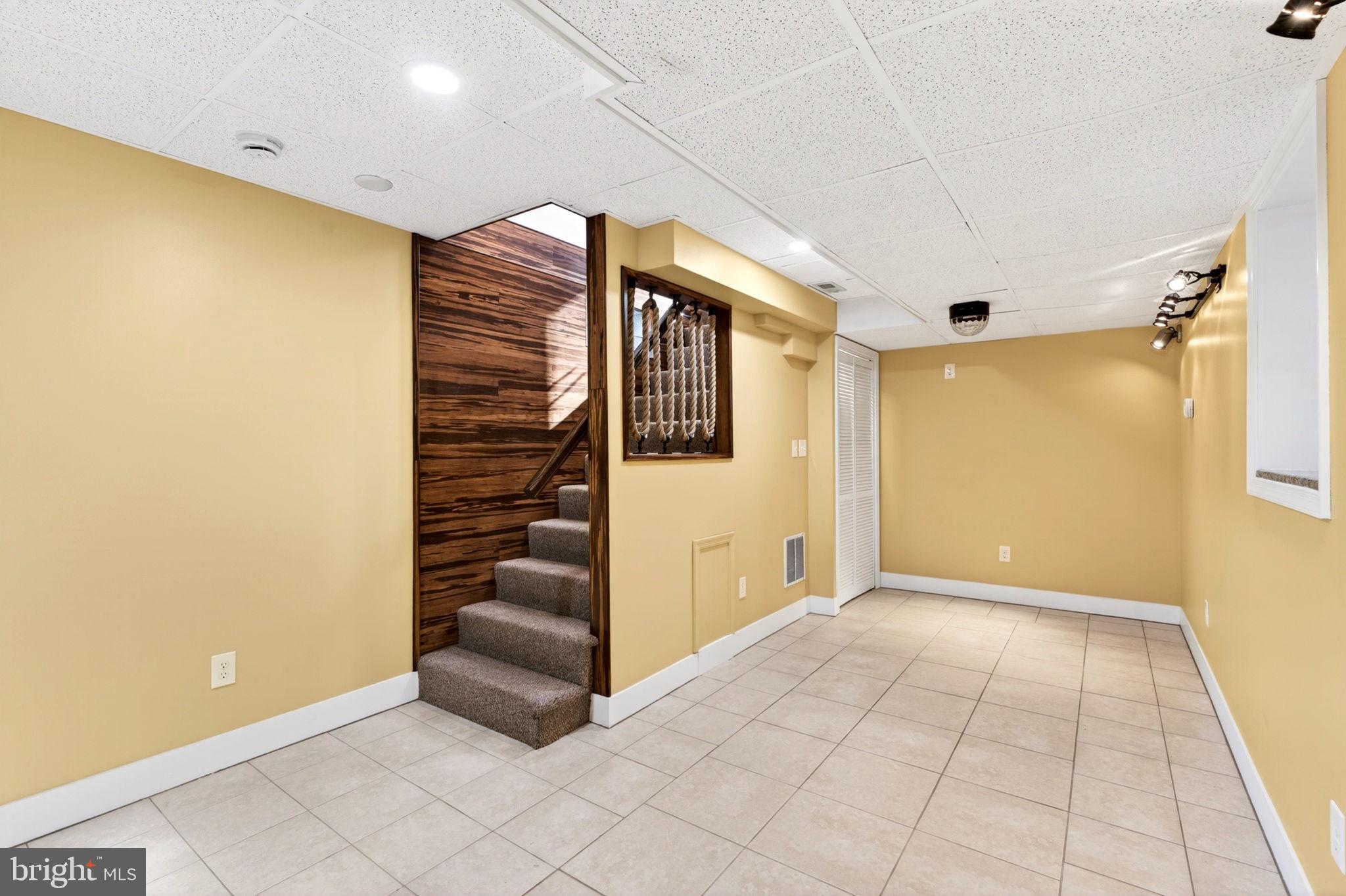 9 Maple Avenue Baltimore, MD 21228 - Photo 64 of 112