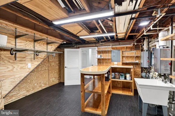 $685,000 | 9 Maple Avenue, Baltimore, MD 21228