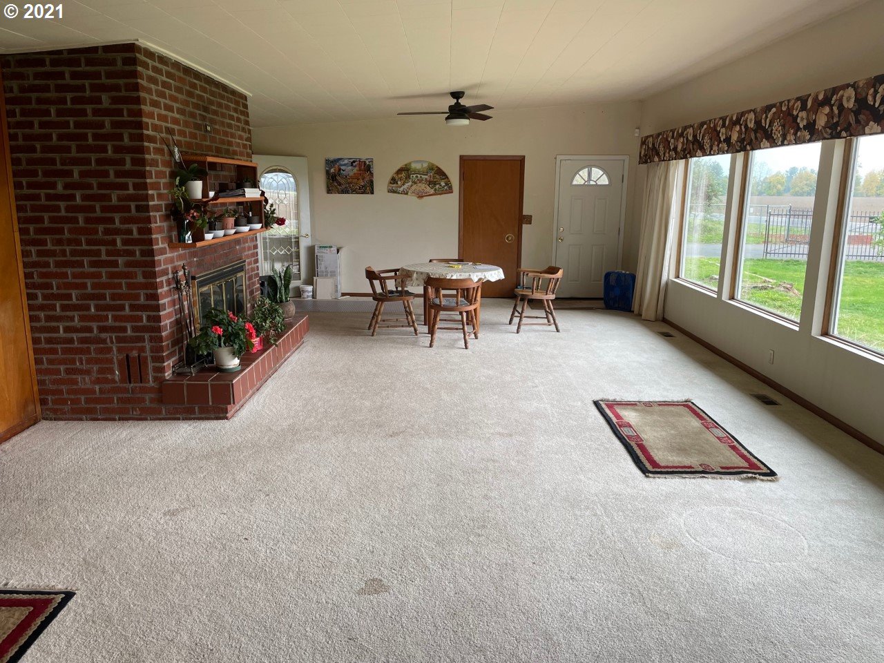 27579 High Pass Road Junction City, OR 97448 - Photo 5 of 32 Gallery Image 5