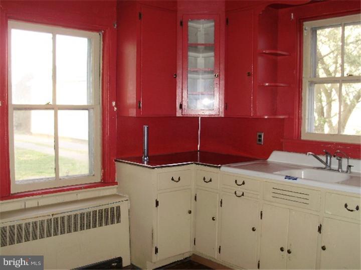 15851 Kutztown Road Kutztown, PA 19530 - Photo 7 of 15 Gallery Image 7