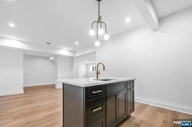 $5,200,000 | 121 Jacquelin Avenue, Ho-Ho-Kus, NJ 07423