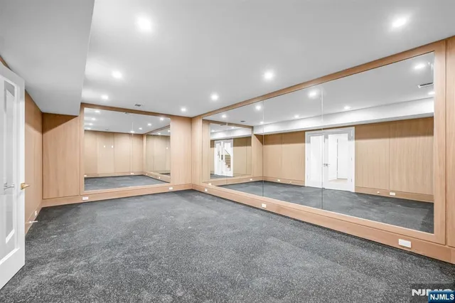 $5,200,000 | 121 Jacquelin Avenue, Ho-Ho-Kus, NJ 07423